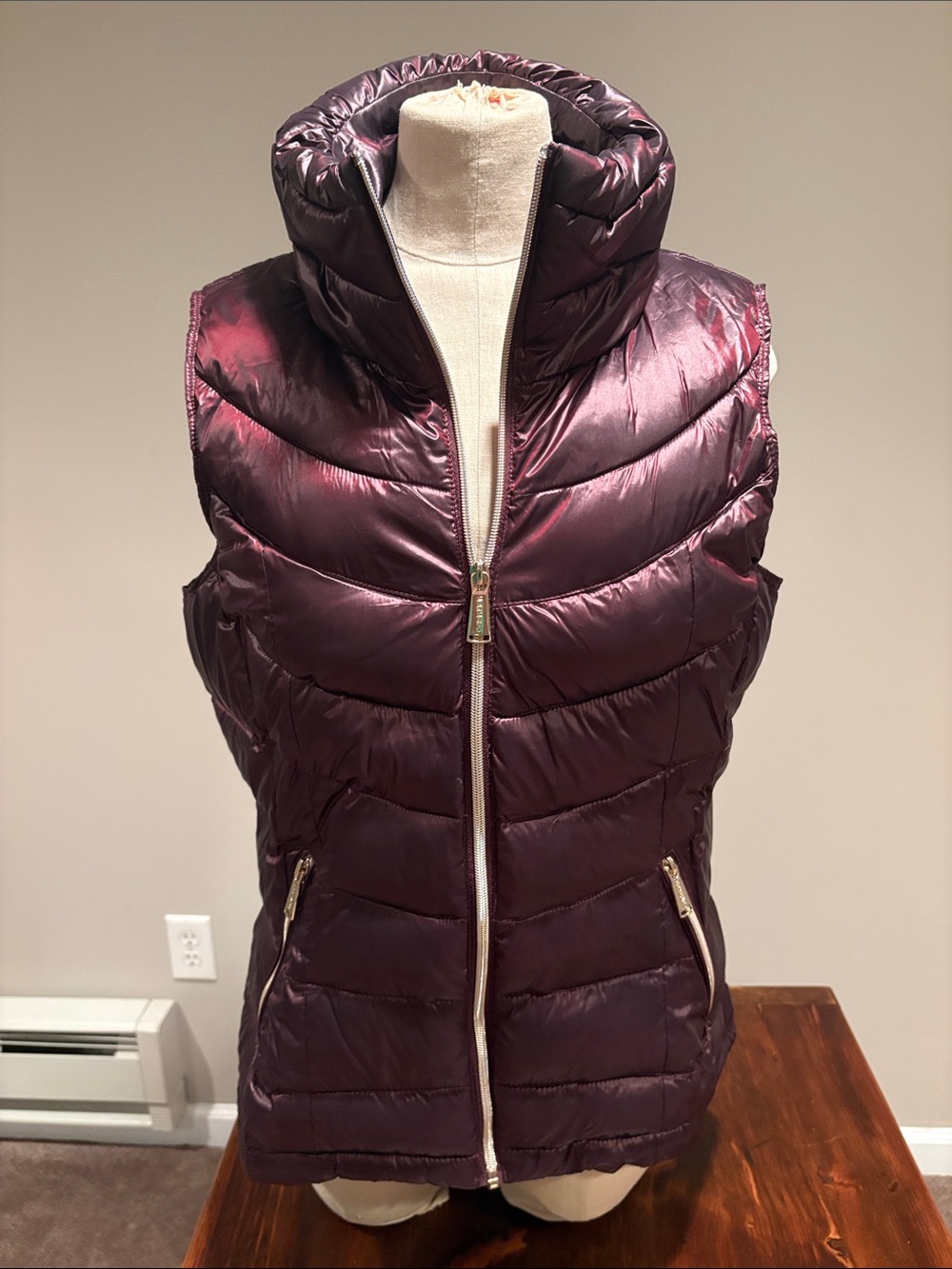 Calvin Klein Puffer Vest Size L